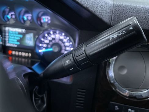 Used 2013 Ford F350 Platinum w/ Platinum Pkg image 26