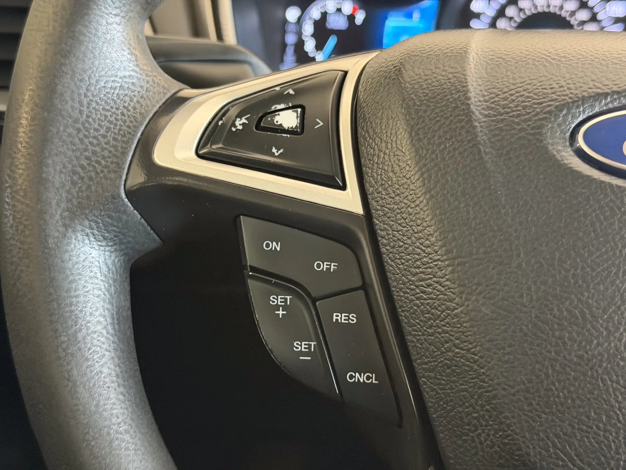 Used 2013 Ford Fusion SE FWD image 32