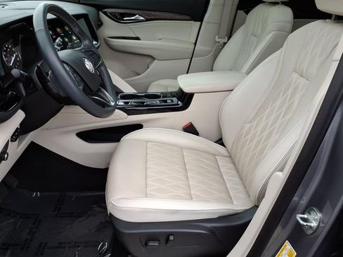 Used 2022 Buick Envision Avenir w/ Technology Package II AWD/4WD image 5