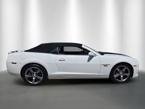 Used 2012 Chevrolet Camaro SS w/ RS Package RWD image 2