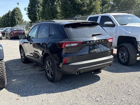 Used 2025 Ford Escape ST-Line Select AWD/4WD image 5