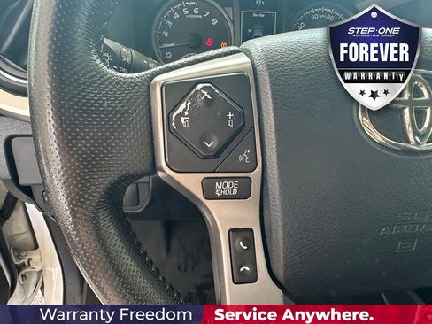 Used 2016 Toyota Tacoma SR5 w/ Towing Package RWD image 19
