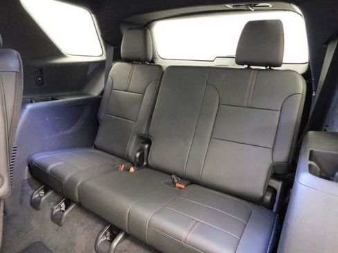 Used 2023 Chevrolet Traverse RS w/ LPO, Floor Liner Package image 23