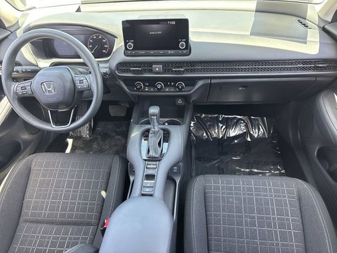 Certified 2025 Honda HR-V LX image 13