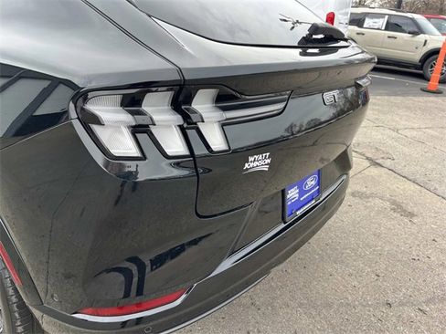 Used 2021 Ford Mustang Mach-E GT w/ GT Performance Edition image 10