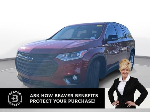 Used 2021 Chevrolet Traverse LT image 1