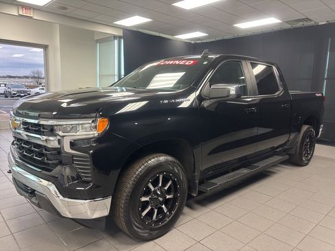 Used 2022 Chevrolet Silverado 1500 LT image 7