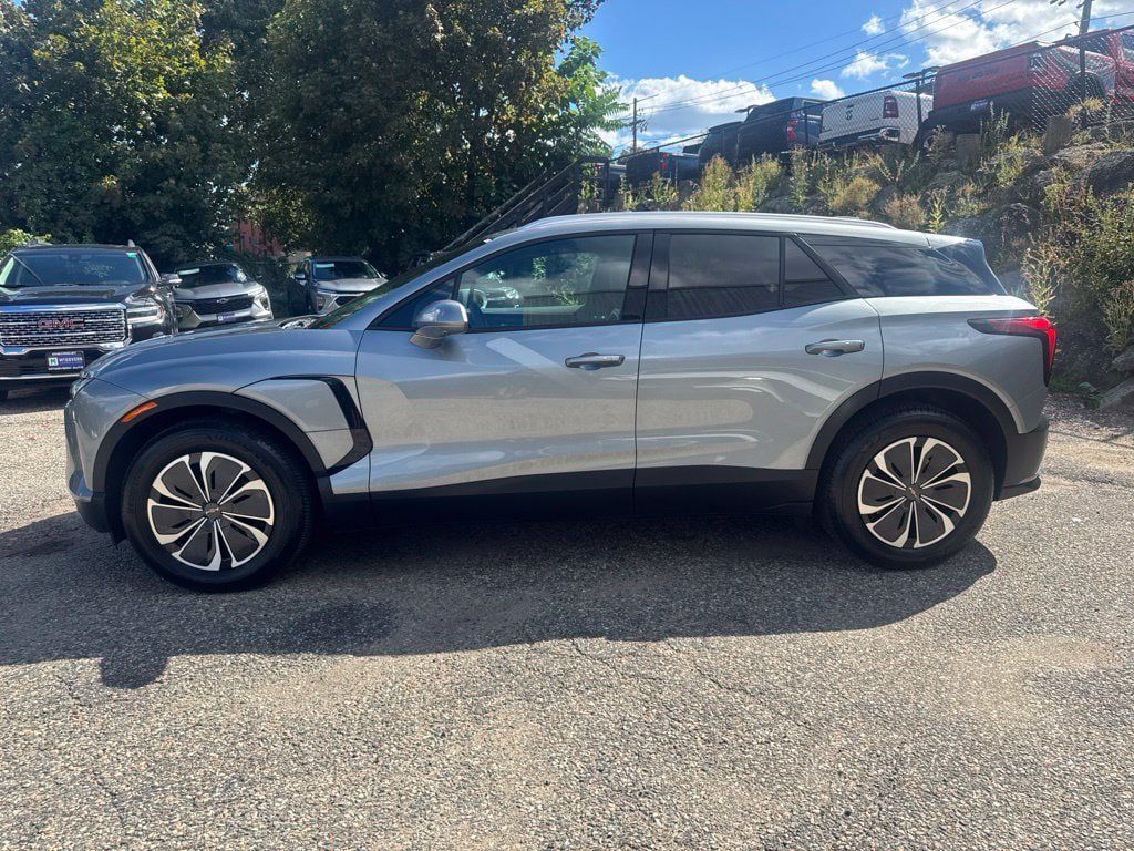 Used 2024 Chevrolet Blazer EV LT AWD/4WD image 3