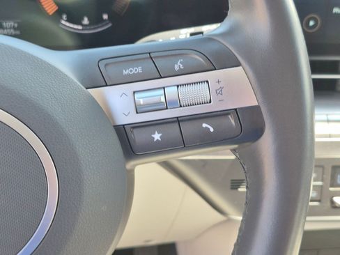 Certified 2025 Hyundai Kona SEL AWD/4WD image 20