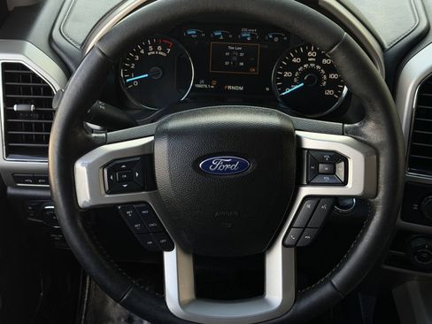 Used 2018 Ford F150 Lariat RWD image 14