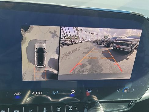 Used 2026 Chevrolet Blazer EV LT image 10