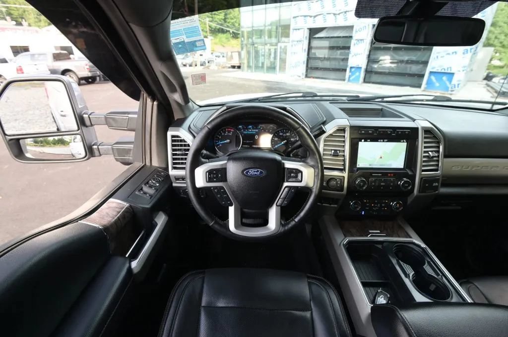Used 2017 Ford F350 Lariat w/ Lariat Ultimate Package AWD/4WD image 43
