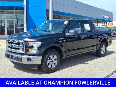 Used 2017 Ford F150 XLT w/ Trailer Tow Package RWD image 3