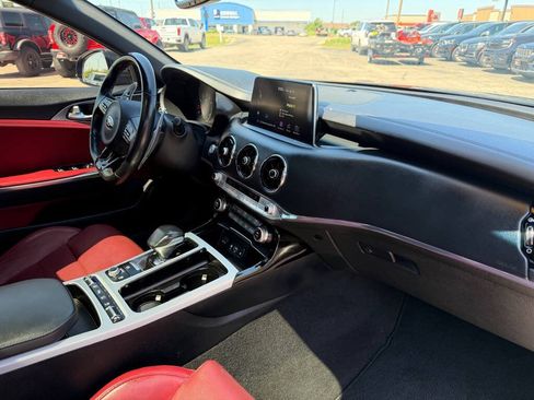 Used 2019 Kia Stinger GT2 AWD/4WD image 57