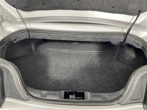 Used 2019 Ford Mustang Premium image 18