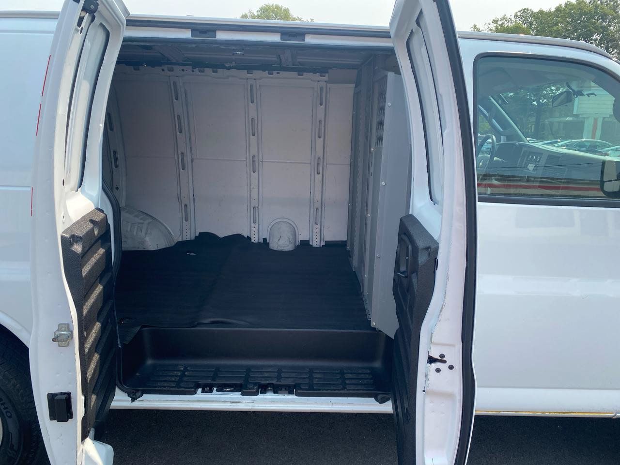 Used 2020 Chevrolet Express 2500 w/ Driver Convenience Package RWD image 35