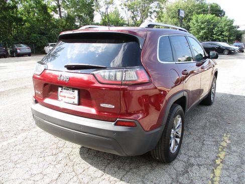 Used 2019 Jeep Cherokee Latitude Plus w/ Comfort/Convenience Group AWD/4WD image 3