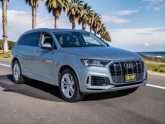 Used 2024 Audi Q7 3.0T Premium Plus AWD/4WD image 4