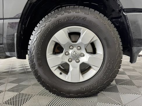 Used 2020 RAM 1500 Big Horn AWD/4WD image 43