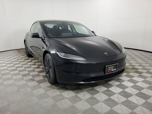 Used 2024 Tesla Model 3 Long Range image 2