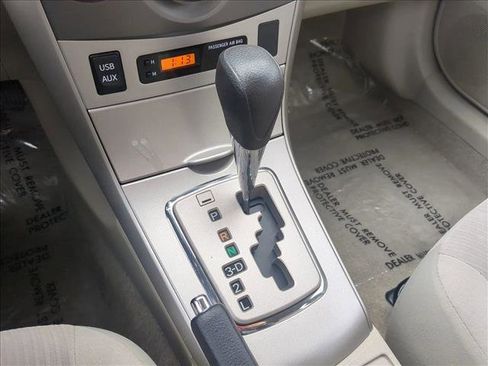 Used 2011 Toyota Corolla LE image 12