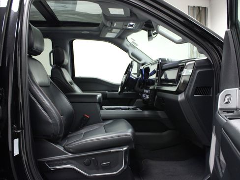 Used 2023 Ford F250 Lariat w/ Lariat Ultimate Package image 16