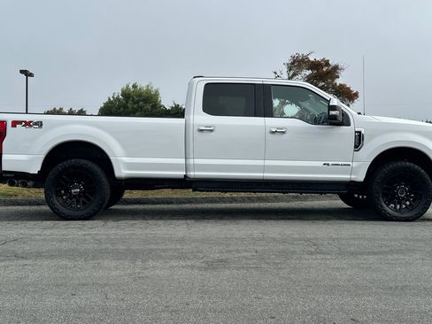 Used 2020 Ford F350 Lariat w/ Lariat Ultimate Package AWD/4WD image 6