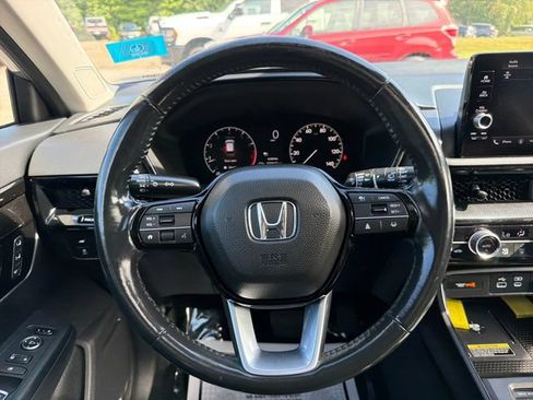 Used 2024 Honda CR-V EX-L image 16