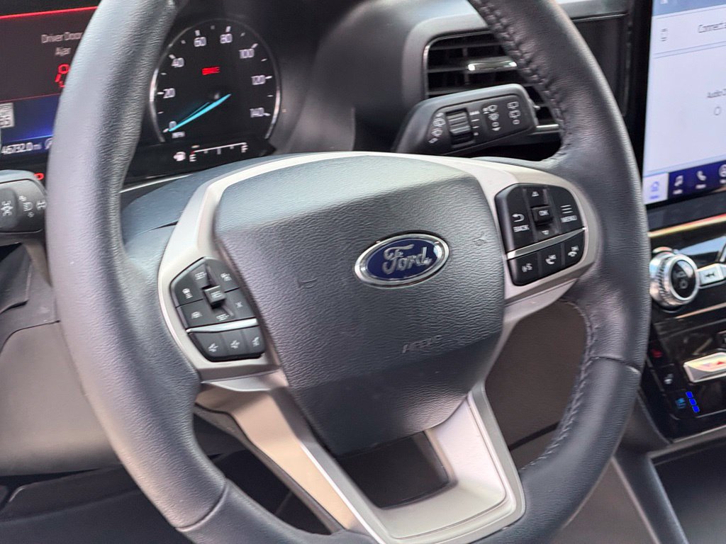 Certified 2023 Ford Explorer Limited w/ Limited Technology Package RWD image 24
