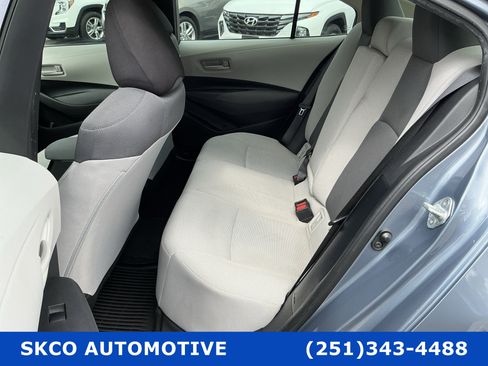 Used 2022 Toyota Corolla LE image 14