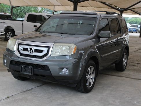 Used 2009 Honda Pilot Touring image 3