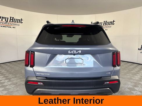 Used 2023 Kia Sorento X-Line EX AWD/4WD image 7