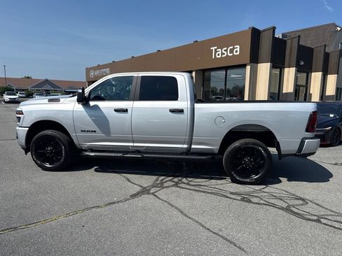 Used 2026 RAM 2500 Big Horn AWD/4WD image 8