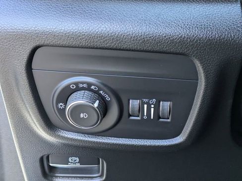 Certified 2023 Jeep Grand Cherokee Overland w/ Adv Protech Group III image 14