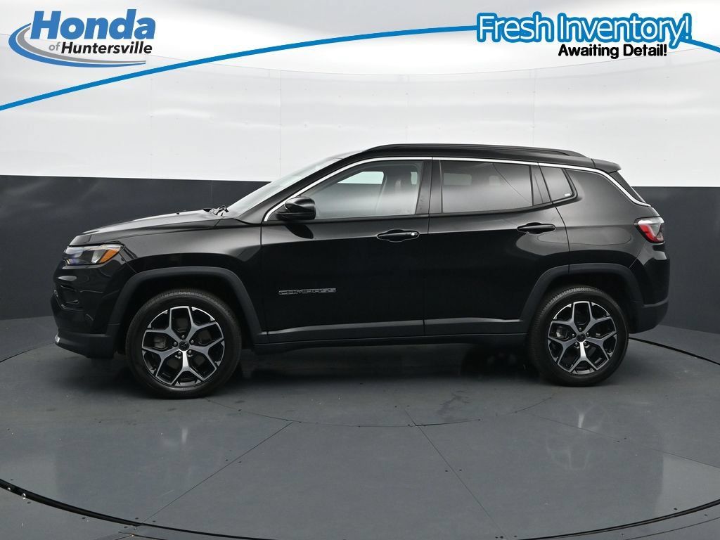 Used 2025 Jeep Compass Limited AWD/4WD image 6