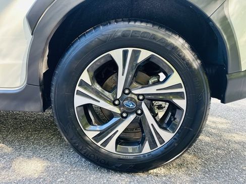 Used 2024 Subaru Crosstrek 2.0i Premium image 28