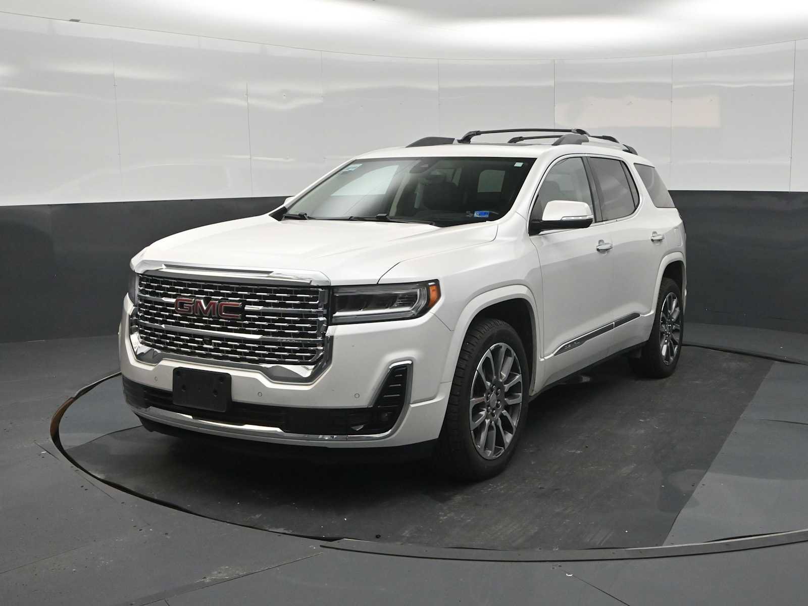 Used 2022 GMC Acadia Denali w/ Denali Ultimate Package AWD/4WD image 7