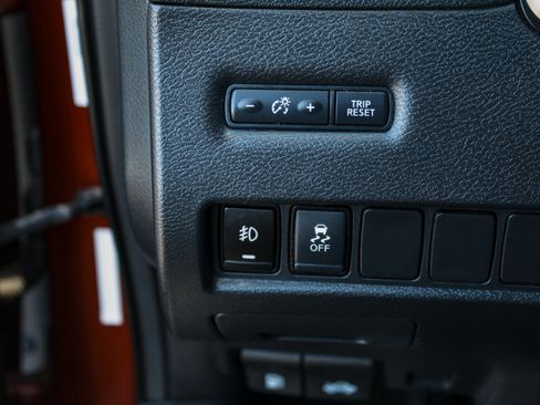 Used 2019 Nissan Murano S AWD/4WD image 10