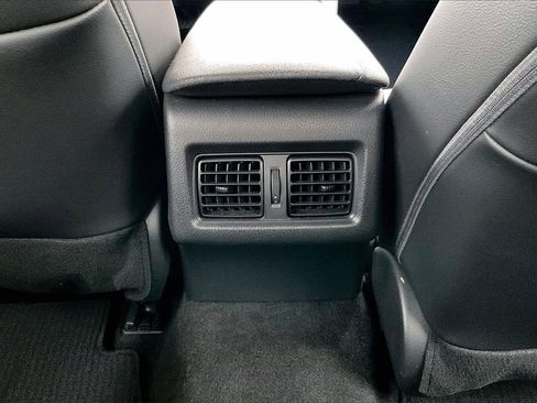 Used 2022 Toyota Camry XSE image 16