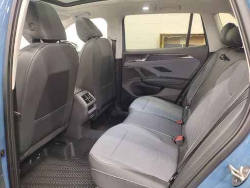 New 2026 Volkswagen Tiguan SE image 27