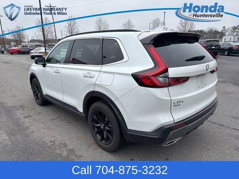 Used 2023 Honda CR-V Sport image 6