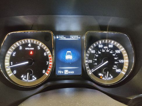 Used 2018 Nissan Titan SV RWD image 23