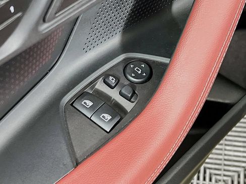 Used 2026 BMW 230i Coupe w/ Premium Package RWD image 33