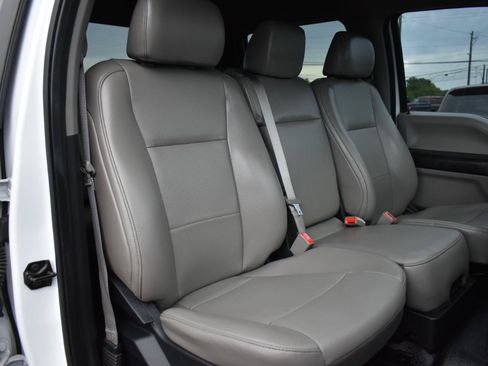 Used 2019 Ford F250 XL w/ Power Equipment Group AWD/4WD image 29