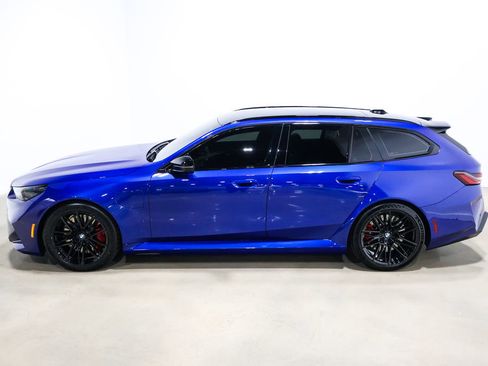 Used 2025 BMW M5 Touring image 19