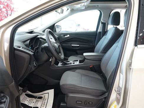 Used 2017 Ford Escape SE FWD image 25