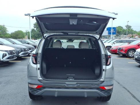 Certified 2024 Hyundai Tucson Limited AWD/4WD image 16