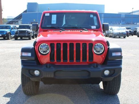 Used 2022 Jeep Wrangler Unlimited Sport AWD/4WD image 2