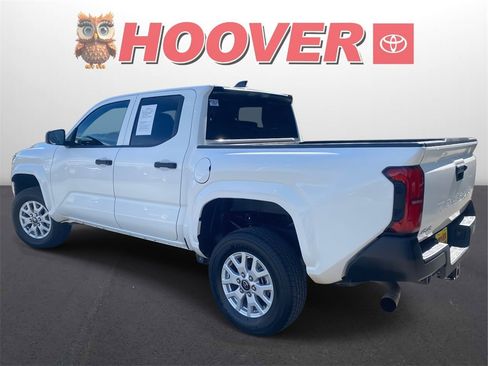 Used 2024 Toyota Tacoma SR image 5