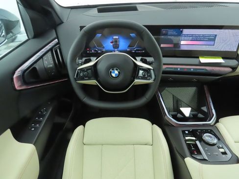 Used 2025 BMW X3 xDrive30i w/ Premium Package image 10